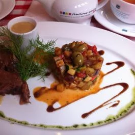 Vörös Postakocsi Étterem Budapest - Étel/ital