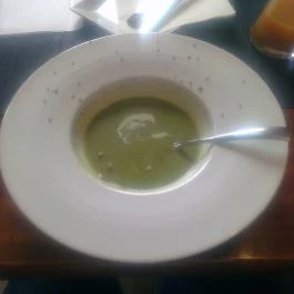 Püspökfalat Bisztró, Vác - Étel/ital