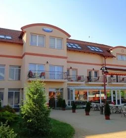 Aqua-Spa Konferencia és Wellness Hotel