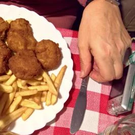 Pozsonyi Kisvendéglő Budapest - Étel/ital