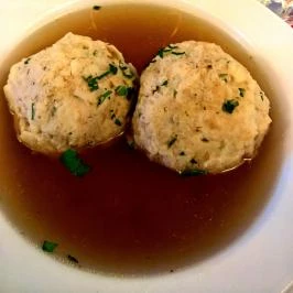 Pozsonyi Kisvendéglő Budapest - Étel/ital