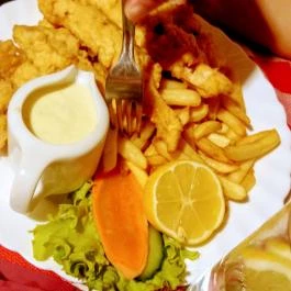 Pozsonyi Kisvendéglő Budapest - Étel/ital