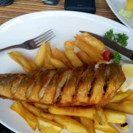 Vakvarjú Beach Bistro Budapest - Étel/ital