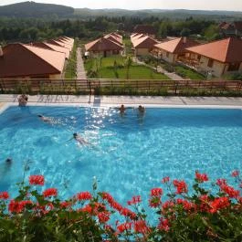 Szalajka Liget Hotel & Apartmanházak Szilvásvárad - Medence/kert