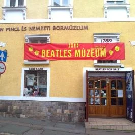 Egri Road Beatles Múzeum, Eger - 