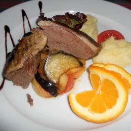 Bakos Attila Vendéglője, Szigliget - Étel/ital