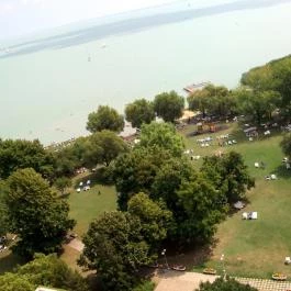 Hotel Marina Balatonfüred - Medence/kert