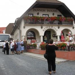 Hotel Pannon Pannonhalma - Külső kép