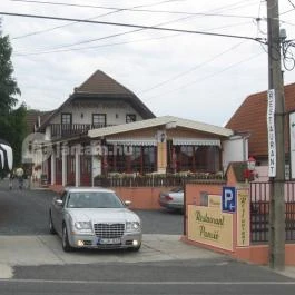 Hotel Pannon Étterem Pannonhalma - Külső kép