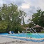 Sarlóspuszta Club Hotel Tatárszentgyörgy - Medence/kert