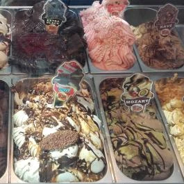 Gelato - Ice Cream Shop - Corvin Plaza, Budapest - Étel/ital