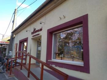 Maroni Cukrászda Pomáz