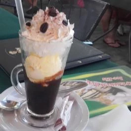 Nádas Étterem, Agárd - Étel/ital