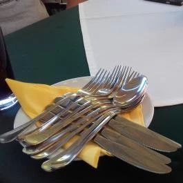 Nádas Étterem, Agárd - Étel/ital