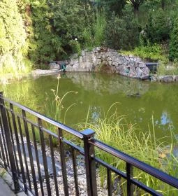 Tácsik Pékség & Fagyizó