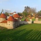 Várpark és Skanzen Dinnyés - 