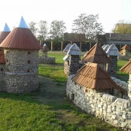 Várpark és Skanzen Dinnyés - Egyéb