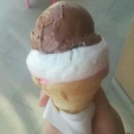 Zebra Fagyizó, Gárdony - Étel/ital