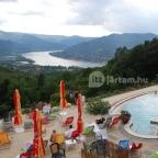 Silvanus Wellness & Konferencia Hotel Visegrád - Medence/kert