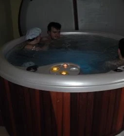 Nefelejcs Wellness Apartman