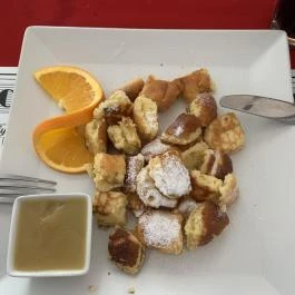 Schlossberg Vendéglő, Mecseknádasd - Étel/ital