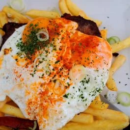 Schlossberg Vendéglő, Mecseknádasd - Étel/ital