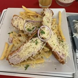 Schlossberg Vendéglő, Mecseknádasd - Étel/ital