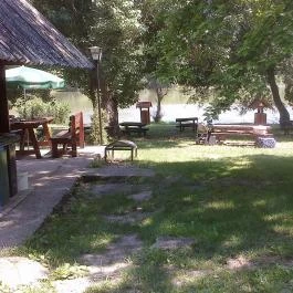 Vadregény Panzió és Üdülőpark Esztergom - Medence/kert