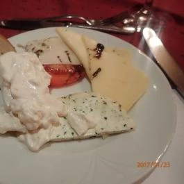 Grandhotel Galya, Galyatető - Vendéglátás