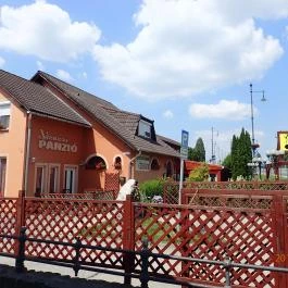 Vasmacska Étterem és Panzió Komárom - Belső