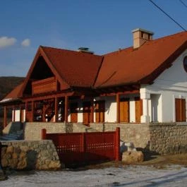 Kövirózsa Apartmanház, Aggtelek - Külső kép