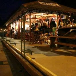 Nautilus Hajós Bár Esztergom - Külső kép