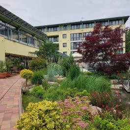 SunGarden Wellness Hotel Siófok - Medence/kert