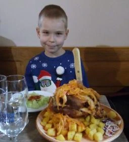 Lebuj Pincefogadó étterme