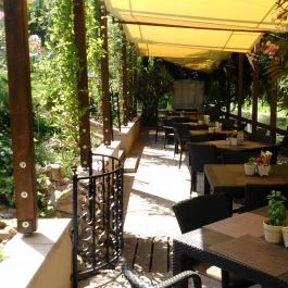 Géza Konyhája, Gyula - Külső kép