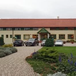 Hotel Szépalma Porva-Szépalmapuszta - Külső kép