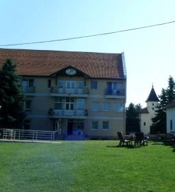 Pintér Tanya Panzió