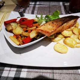 Csokonai Söröző & Étterem Debrecen - Étel/ital