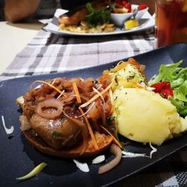 Csokonai Söröző & Étterem Debrecen - Étel/ital