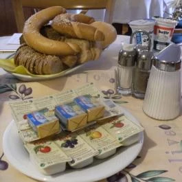 Vadászkürt Panzió Sopron - Vendéglátás