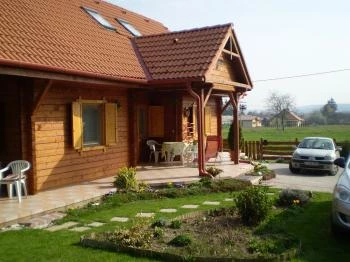 Árvácska Apartman Kehidakustány