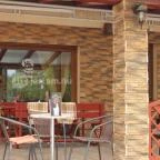 Léda Cukrászda & Kávéház Balatonszárszó - Külső kép