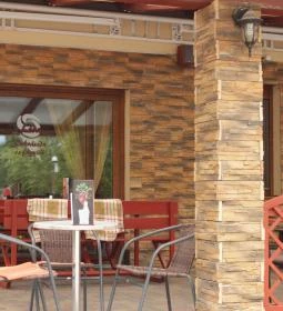 Léda Cukrászda & Kávéház