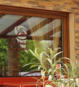 Léda Cukrászda & Kávéház