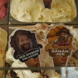 Léda Cukrászda & Kávéház Balatonszárszó - Étel/ital