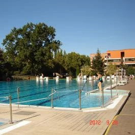 Hunguest Hotel Béke, Hajdúszoboszló - Medence/kert