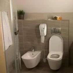 Hotel Kiss, Tata - Szobák