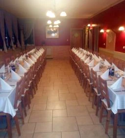 La Curia Étterem & Kemencés Udvar