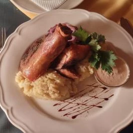 Malackert Étterem, Domonyvölgy - Étel/ital