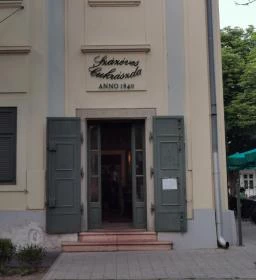 Százéves Cukrászda